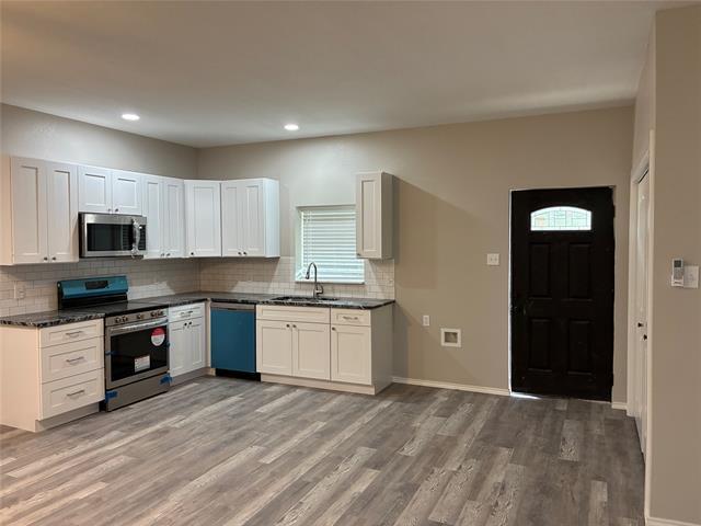 Building Photo - 6282 Adelbert Dr