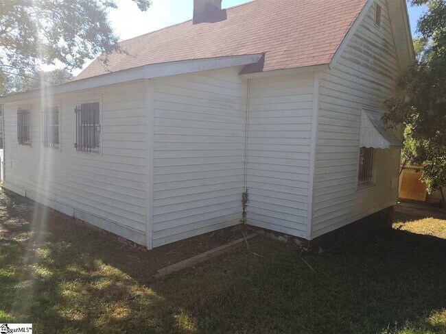 Building Photo - 1 Wrigley St