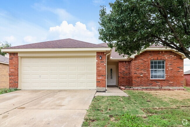 Building Photo - 709 Cumberland Dr