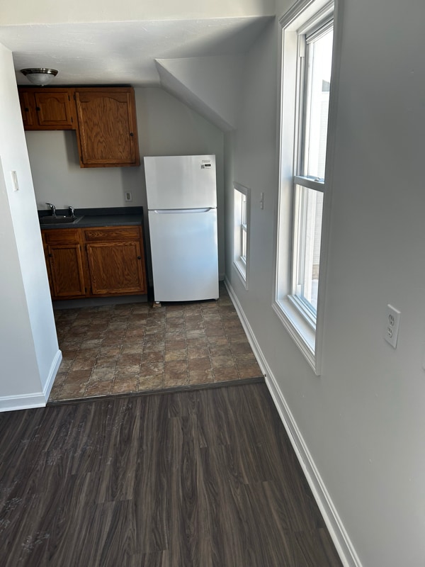 Photo - 533 Middle St Apartment