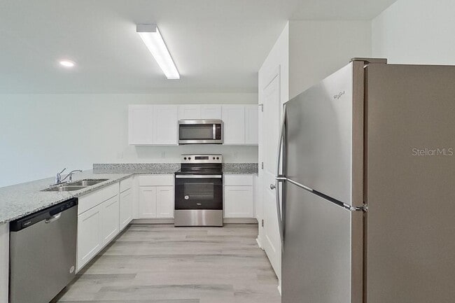 Foto del edificio - 1128 Hayes Ave S