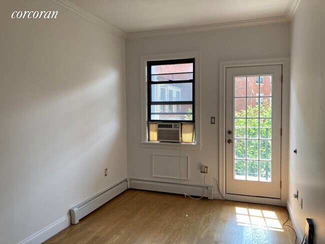 Foto del edificio - 4 Stuyvesant Ave