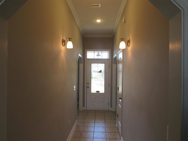 Photo - 2826 Brad Way