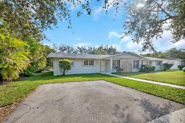 Foto del edificio - 10921 SW 78th Ave