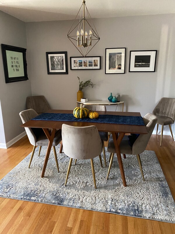 Foto del edificio - 227 Meadowood Ln