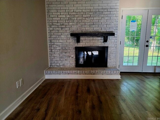 Building Photo - 68 Meadowlark Dr