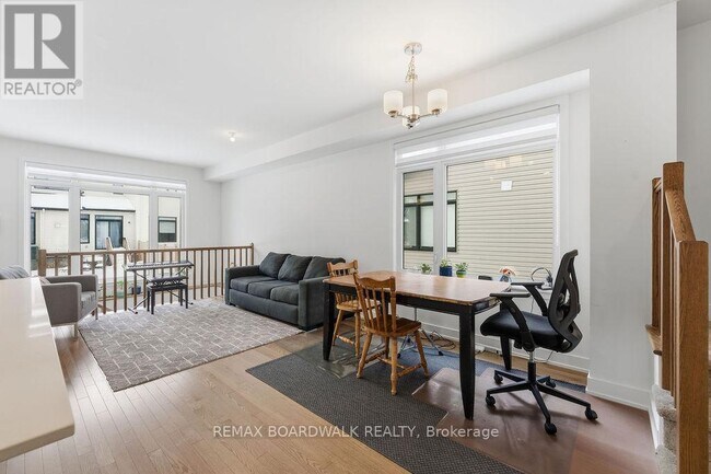 Photo du bâtiment - 1016 Montelena Rd