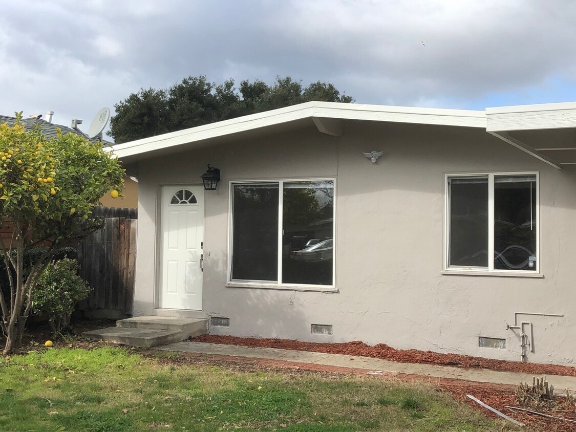 Primary Photo - 1155 Bieber Ave