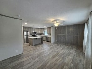 Building Photo - 271 Mallard Ln