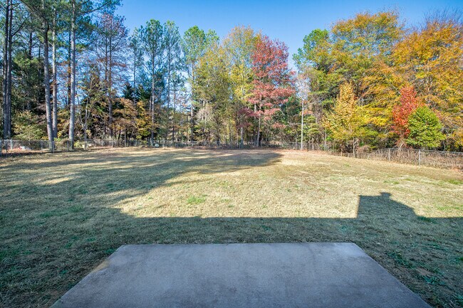 Building Photo - 35 Oak Ridge Ct