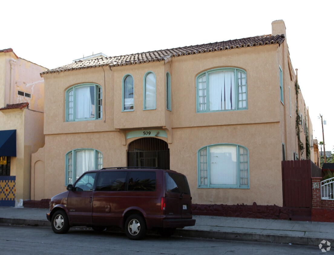 Building Photo - 509 Daisy Ave