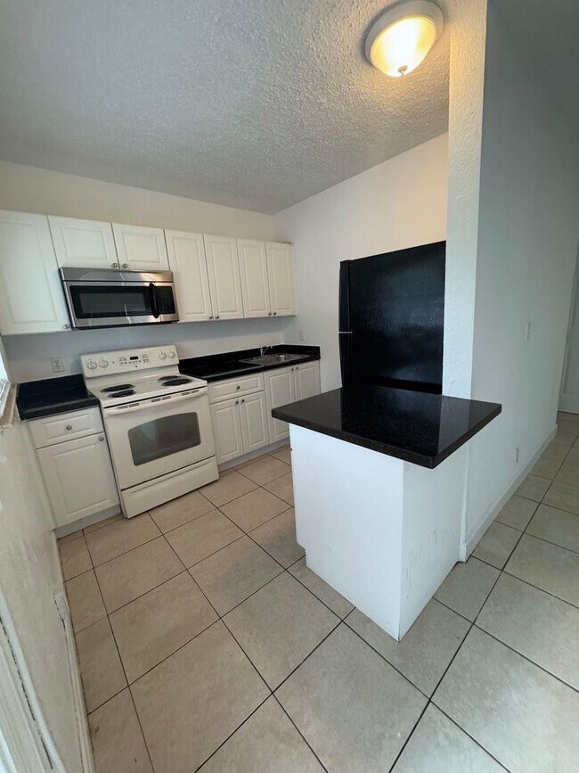 Foto del edificio - 701 SW 14th Ave