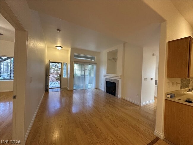 Building Photo - 3395 Cactus Shadow St