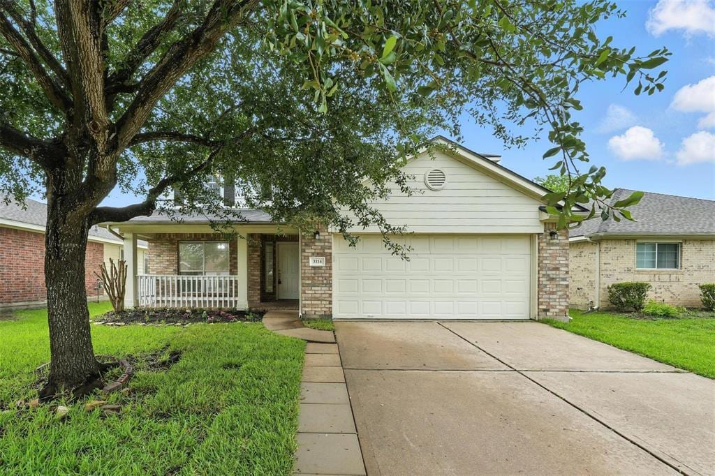 Primary Photo - 3114 Holly Ranch Dr