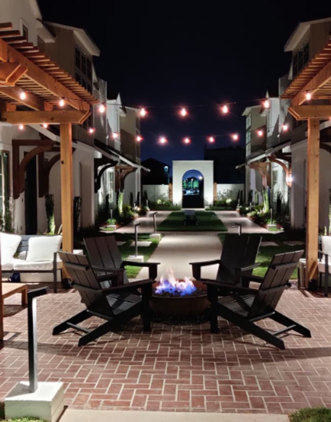 Building Photo - FOR RENT in SUGAR MILL POND!