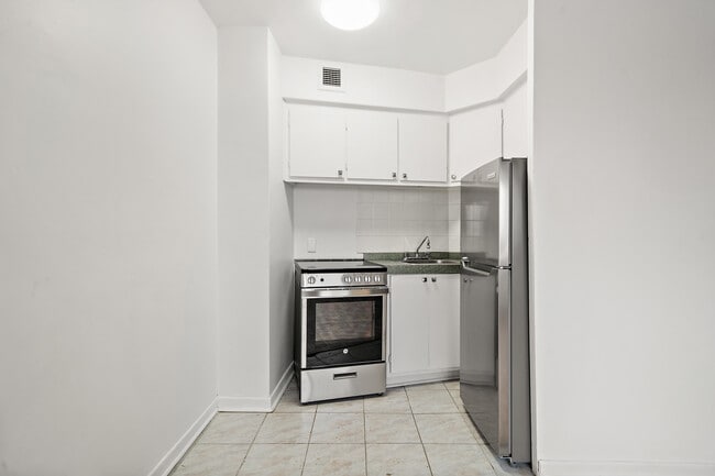 Photo du bâtiment - 500 Des Pins