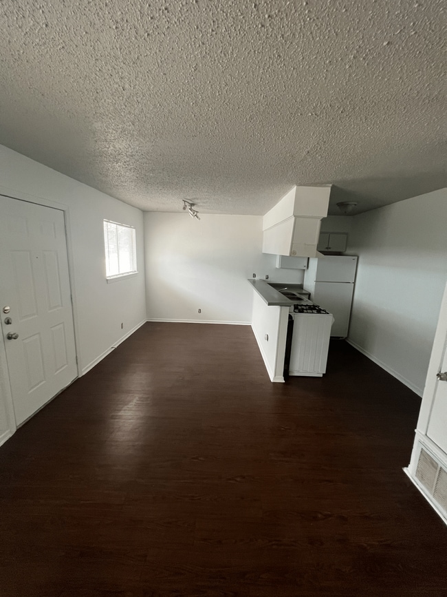 Building Photo - 3816 Speedway