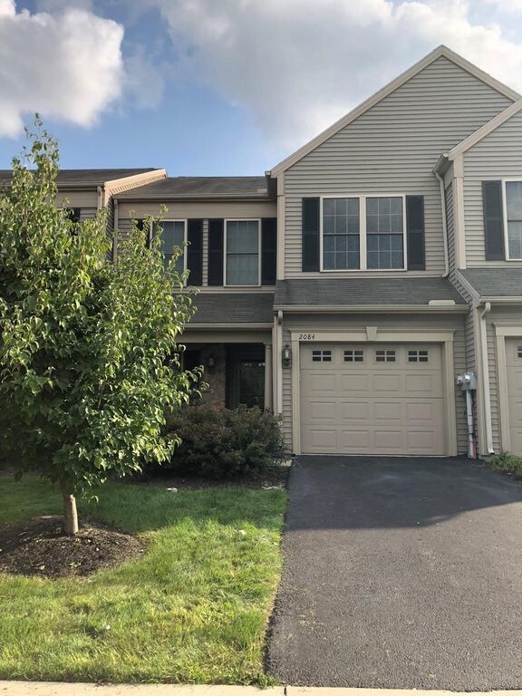 2084 Deer Run Dr, Hummelstown, PA 17036 Townhouse for Rent in
