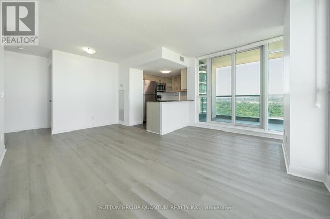 Building Photo - 225-2225 Sherway Gardens Rd