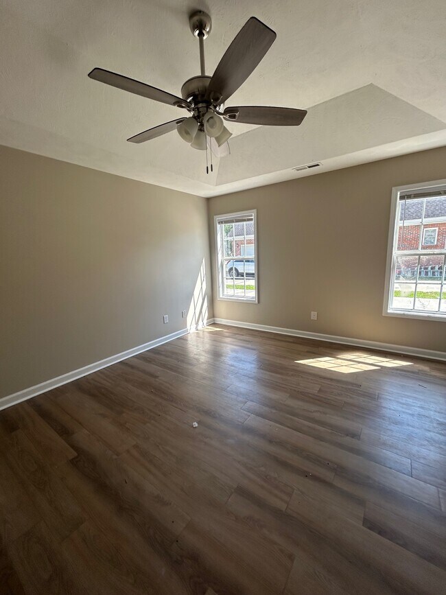 Building Photo - 123 Citadel Dr