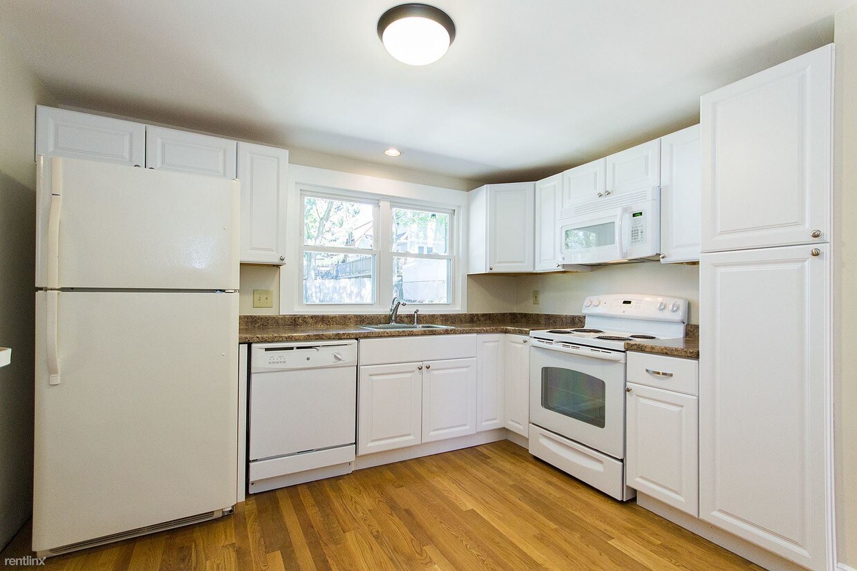 24 Fairview St, Roslindale, MA 02131 House Rental in Roslindale, MA