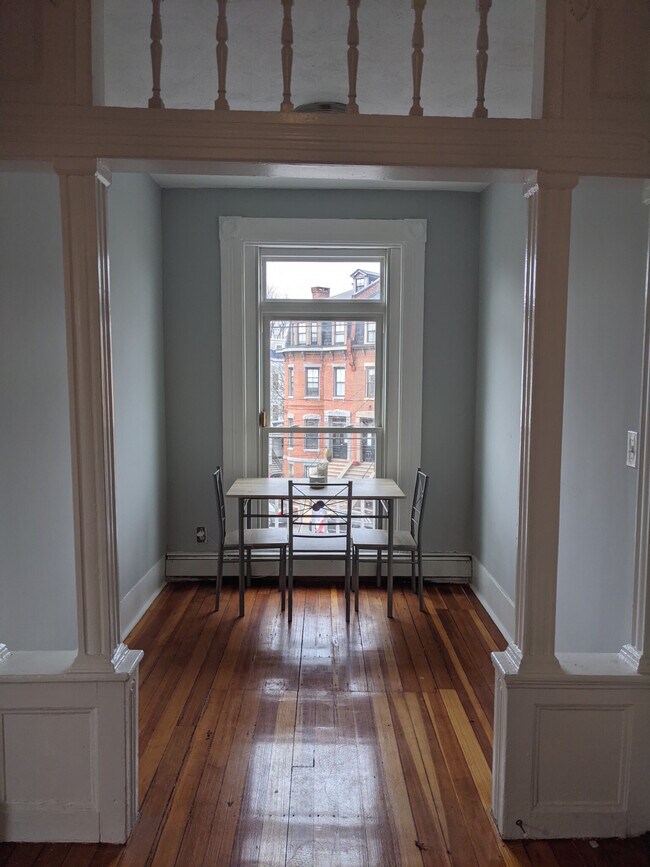 Foto del edificio - 44 Highland St