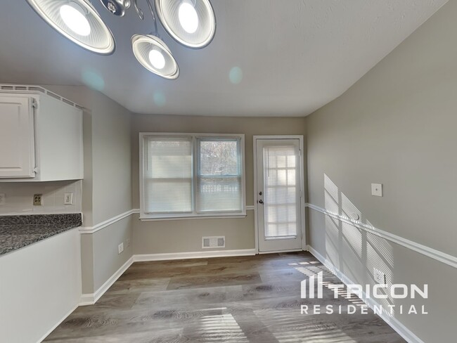 Building Photo - 1605 Windy Hill Pl SE