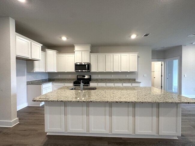 Building Photo - 1105 Shoal River Dr