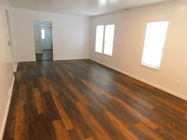 Foto del edificio - 101 Poplar Ave