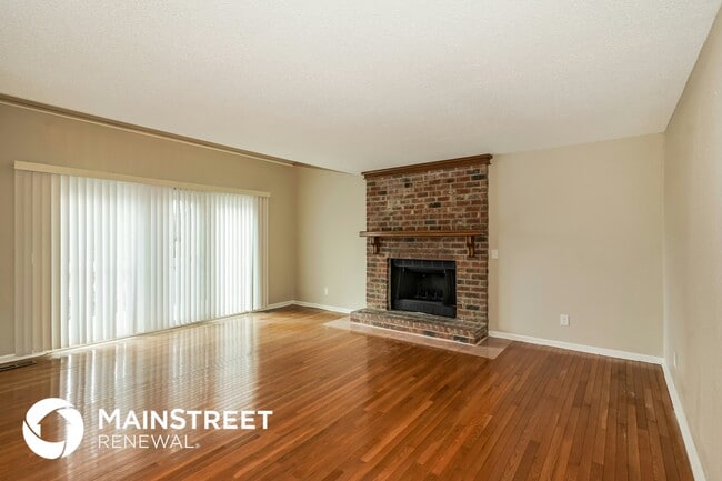 Building Photo - 801 Musket Trail