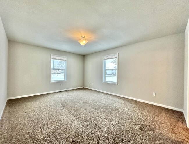 Building Photo - 2240 James Kelly Ln