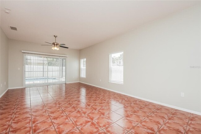Foto del edificio - 13247 Canna Lily Dr