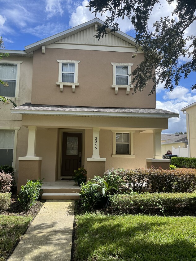 2545 Abey Blanco Dr, Orlando, FL 32828 Townhome Rentals in Orlando FL