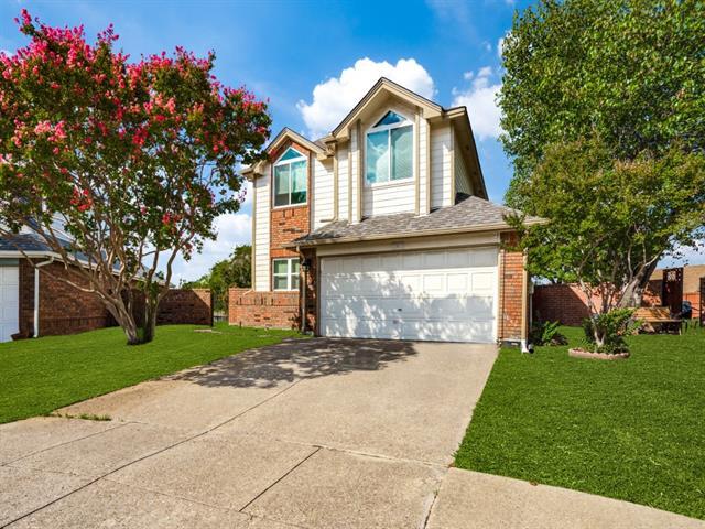 Foto del edificio - 2401 Brooke Ct