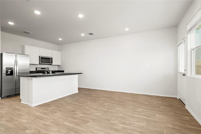 Foto del edificio - 119 Kendall Ln