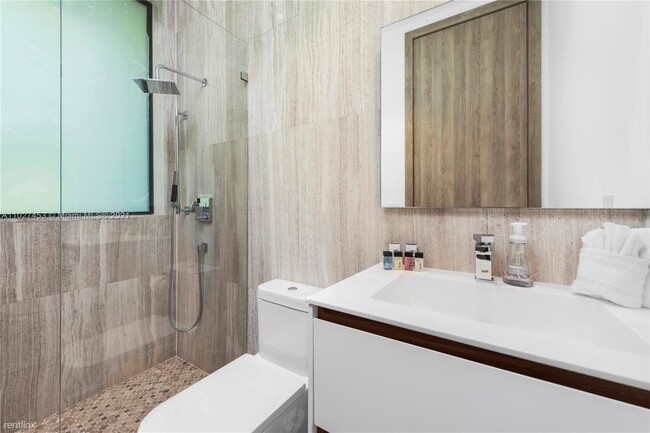 Building Photo - 5 br, 5.5 bath House - 2140 S Miami Ave