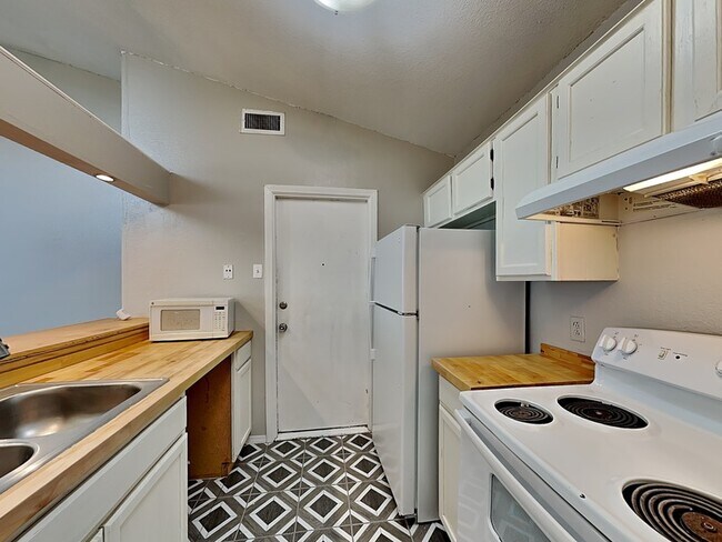 Foto del edificio - 1621 Scottsdale Dr