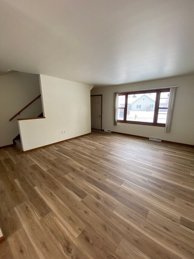 Foto del edificio - 1785/1787 Alexandra Court