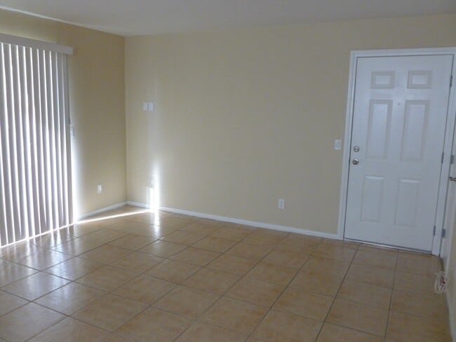 Building Photo - 7200 Pirates Cove Rd