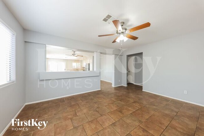 Foto del edificio - 17443 N 28th Ave