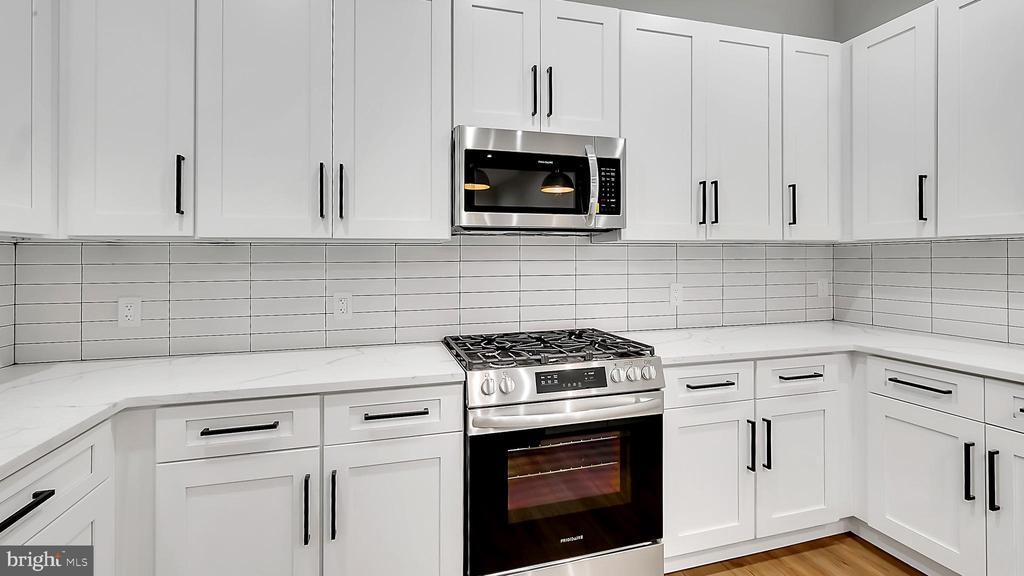 Foto principal - 1225 Washington Blvd