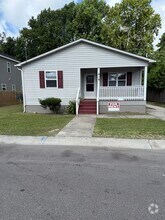 Building Photo - 419 Evans St