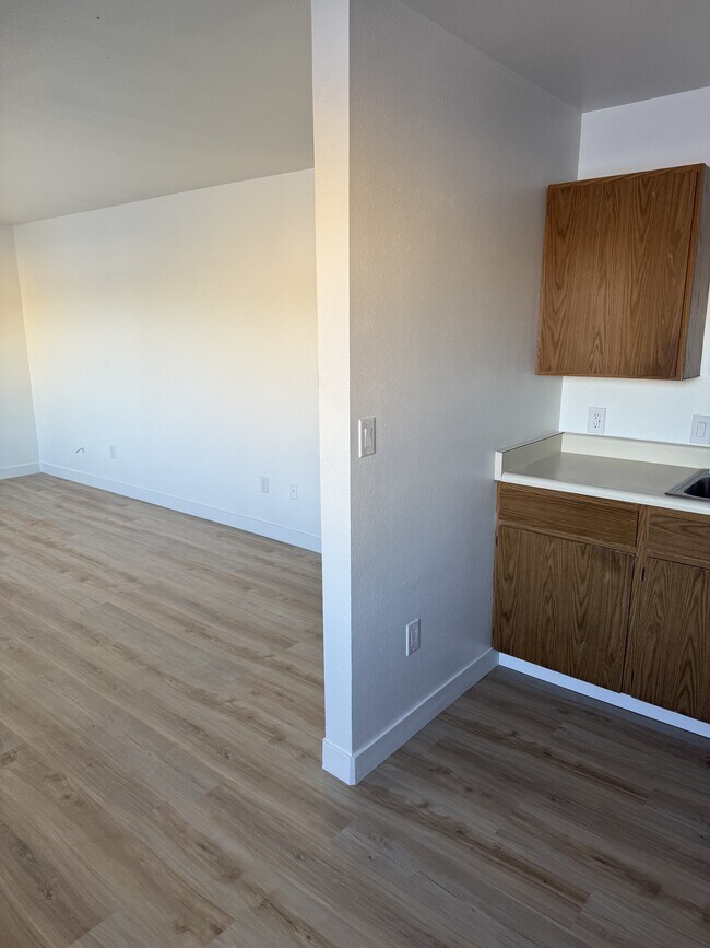 Foto del edificio - 3712 Swenson Ave