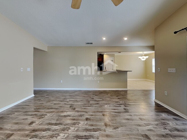 Building Photo - 3545 Marsh Wren St