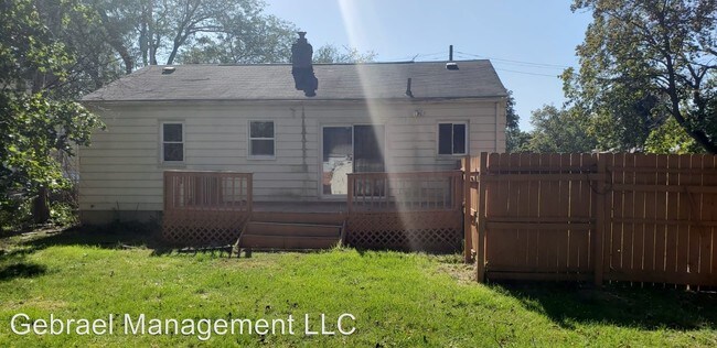 Building Photo - 1330 E Atherton Rd