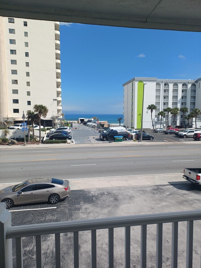 Foto del edificio - 3114 S Atlantic Ave