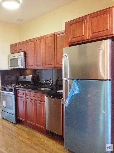 Foto principal - 653 WASHINGTON AVENUE