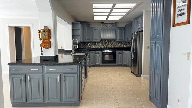 Foto del edificio - 8625 Vista Shores Ct