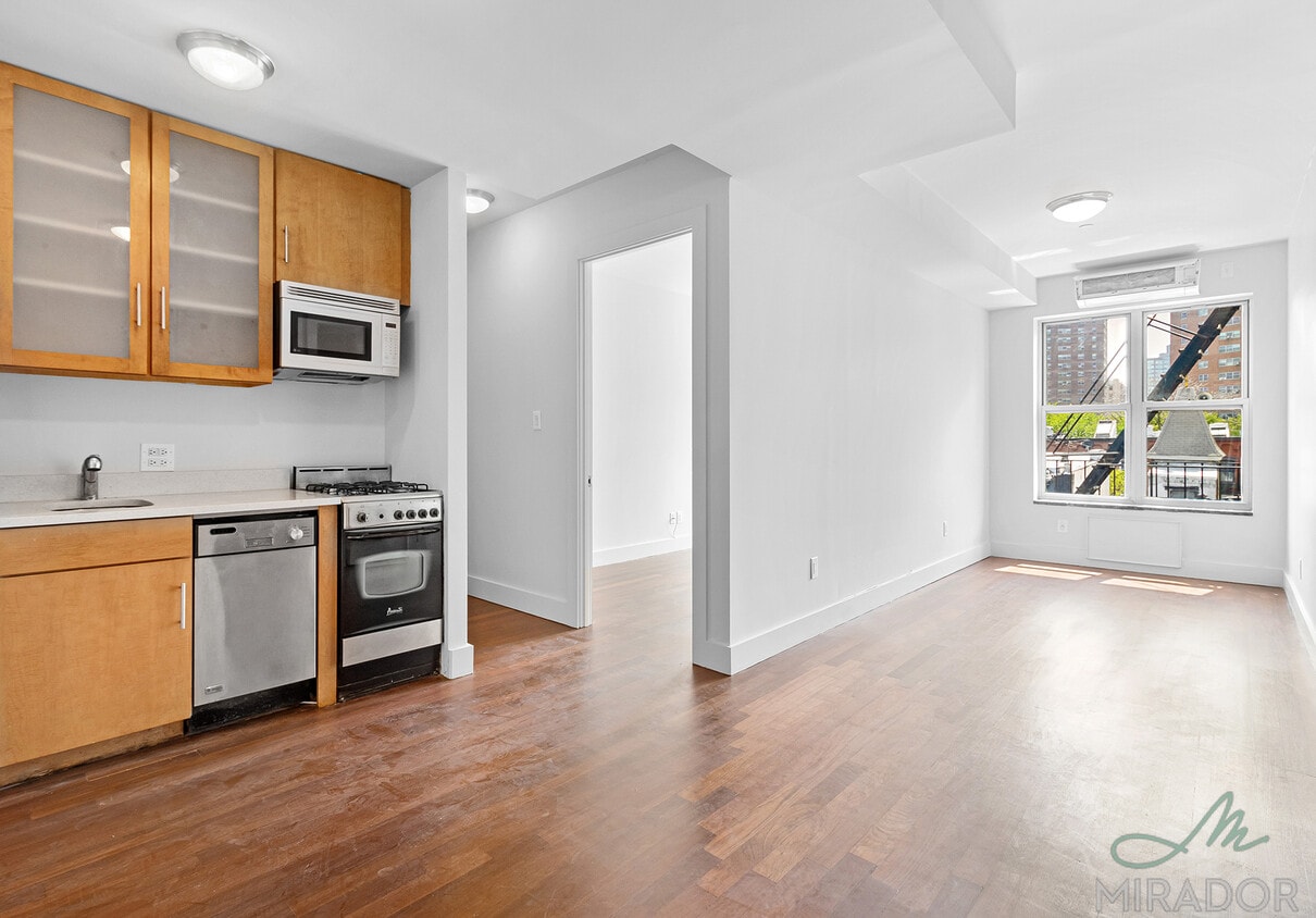 120 St Marks Pl, New York, NY 10009 Townhome Rentals in New York NY