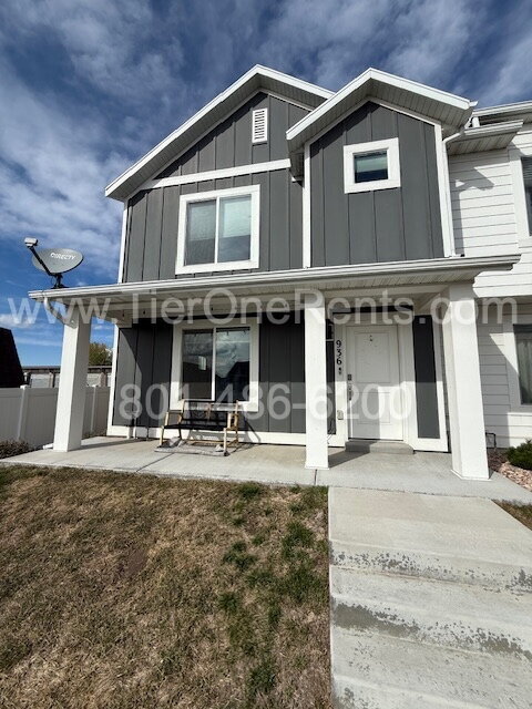 Building Photo - 936 E Hercules Ct